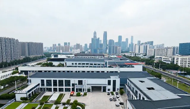 企业定制化网站性能优化与适用条件分析